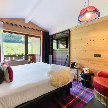 Mamie Hotel 4*