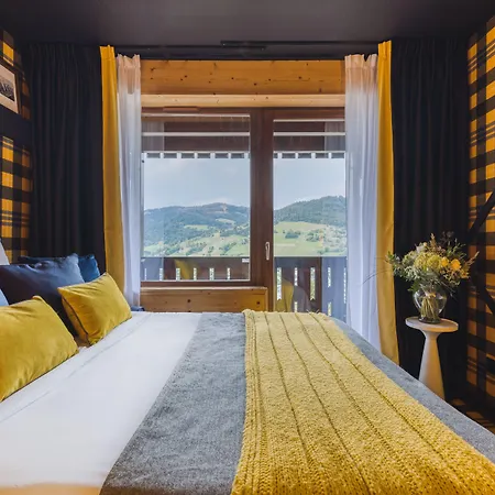Mamie Hotel 4*